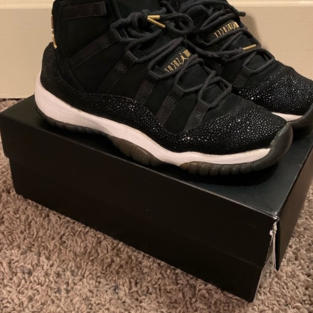 Air Jordan Retro 11 premium Heiress